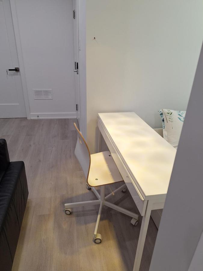 אוטווה Independent Basement Studio Suite מראה חיצוני תמונה