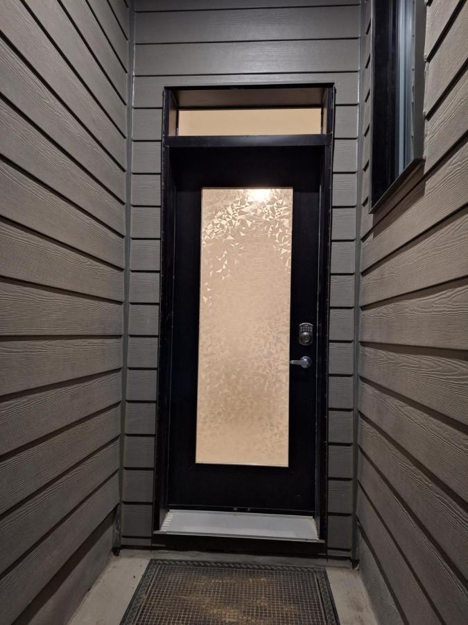 אוטווה Independent Basement Studio Suite מראה חיצוני תמונה