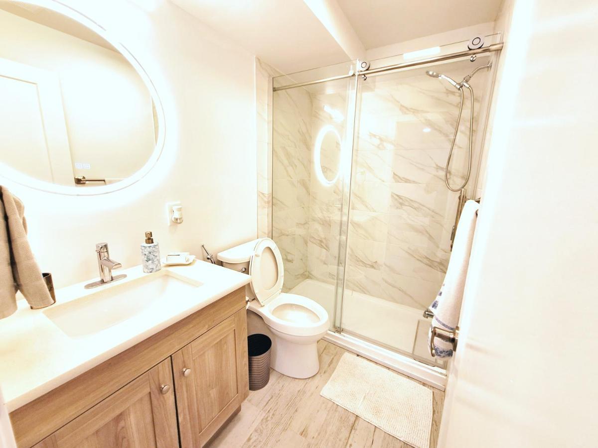 אוטווה Independent Basement Studio Suite מראה חיצוני תמונה