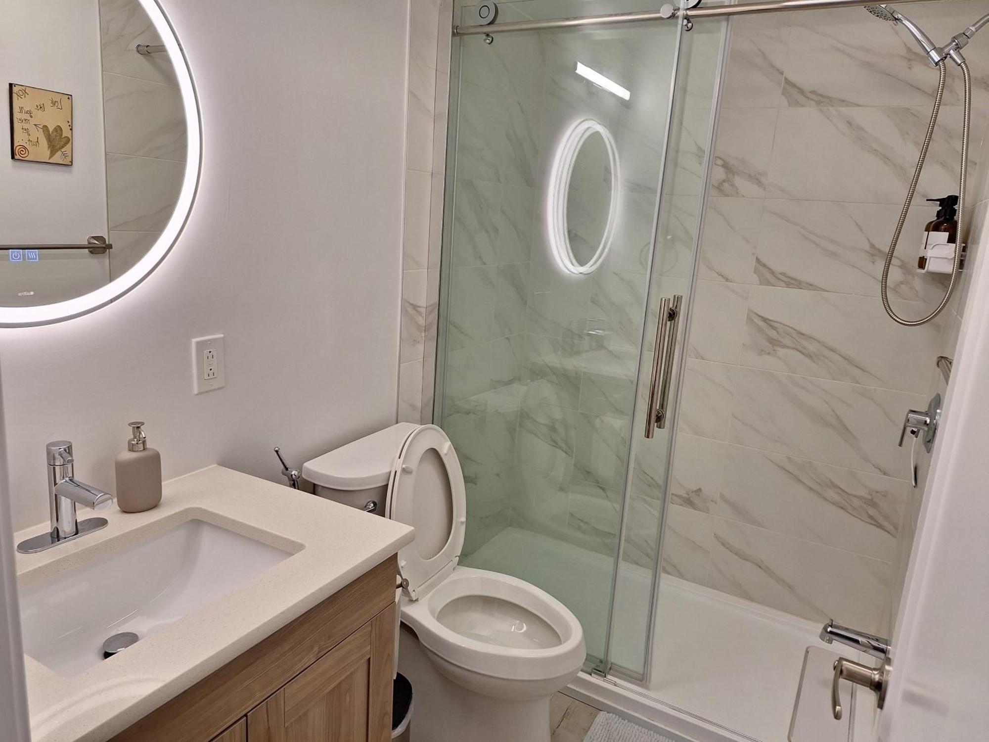 אוטווה Independent Basement Studio Suite מראה חיצוני תמונה